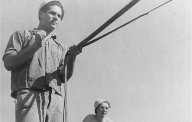 98 lat temu urodził się Lejb Kleinzahler